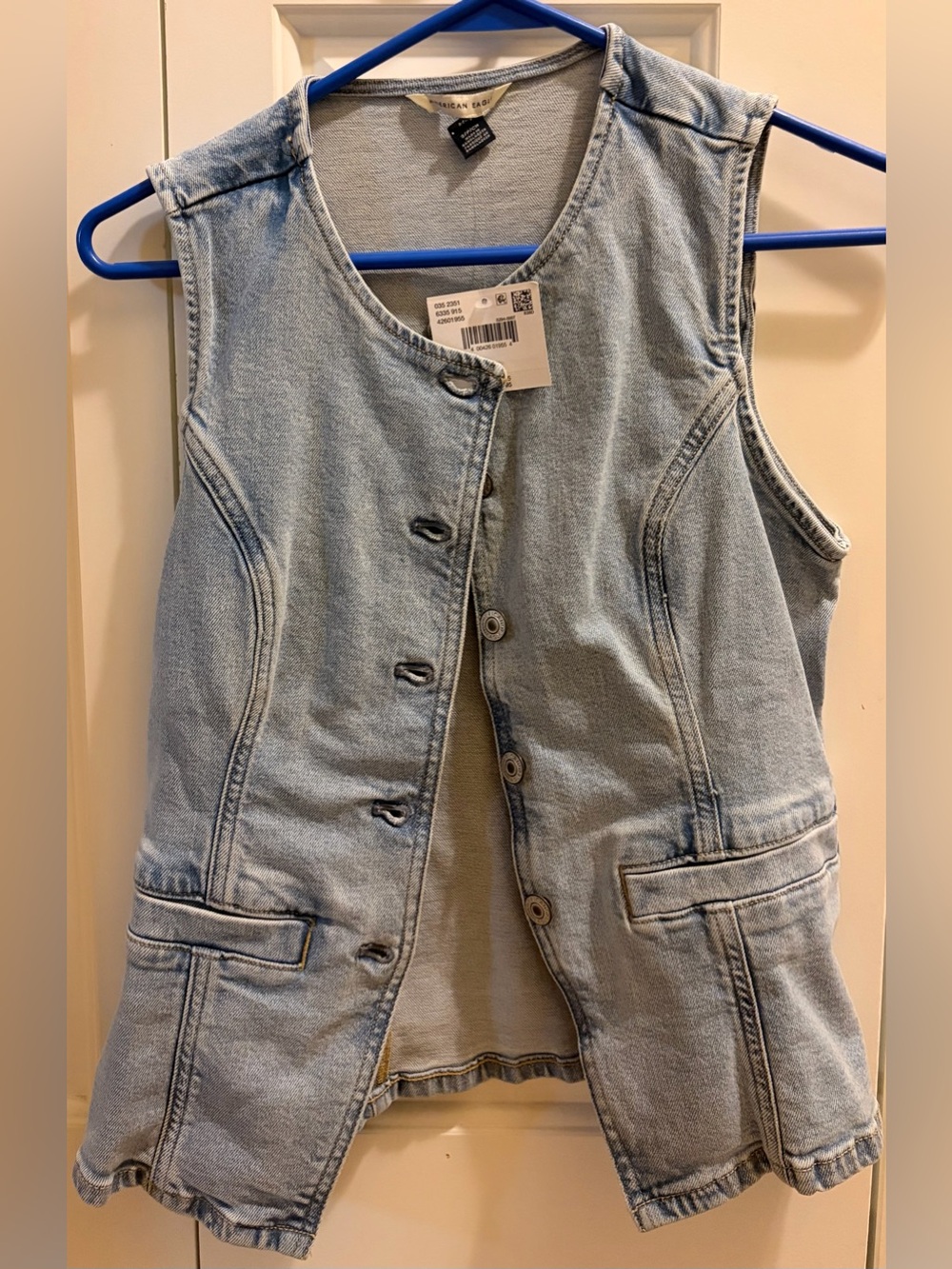 🌵AE American Eagle Outfitters Crew Neck Button-Up Denim Vest - Picture 4 of 7